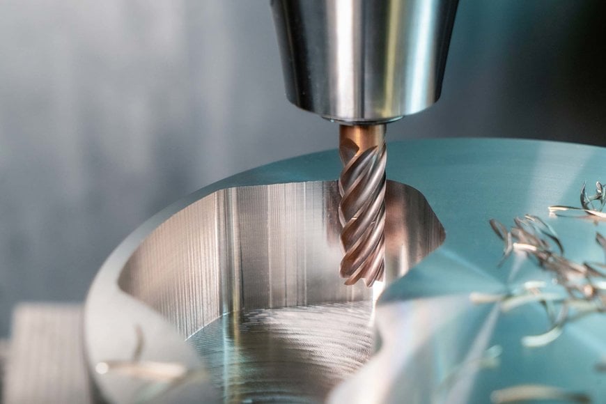 MILLING STAINLESS STEEL WITH SIX CUTTING EDGES